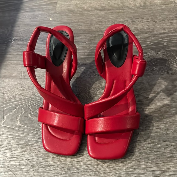 Shoes - Red heels